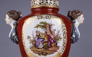 Grand vase "Augustus-Rex" dans le style de Meissen, probablement Helena Wolfsohn, Dresde, fin du 19e...