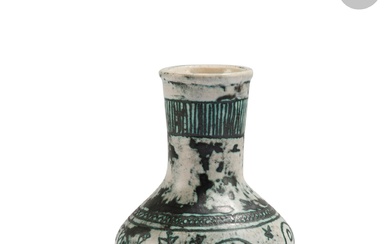 JACQUES BLIN (1920-1995) Frise de poissons stylisés Vase balustre à col évasé. Épreuve en céramique...