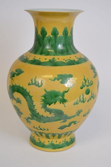 Large Chinese Porcelain Vase with green dragon and