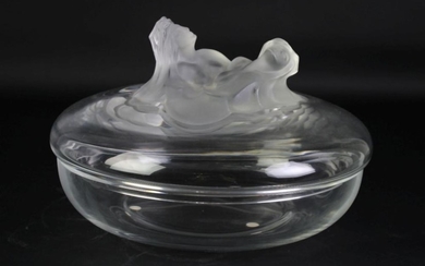 Large Lalique Crystal and frosted "Ophelie" covered bowl (H18cm, Dia27cm)