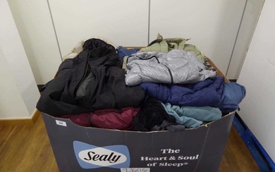 Large pallet of mixed mens and womens clothing, inc. some...