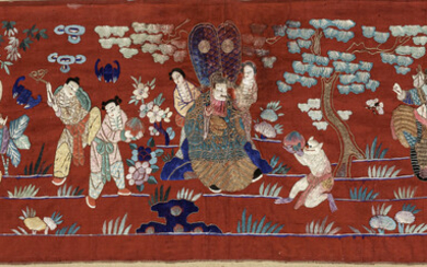 Les Huit Immortels accompagnés d'enfants dans un paysage, broderie sur fond rouge, Chine, XIX-XXe s., 150x38cm environ