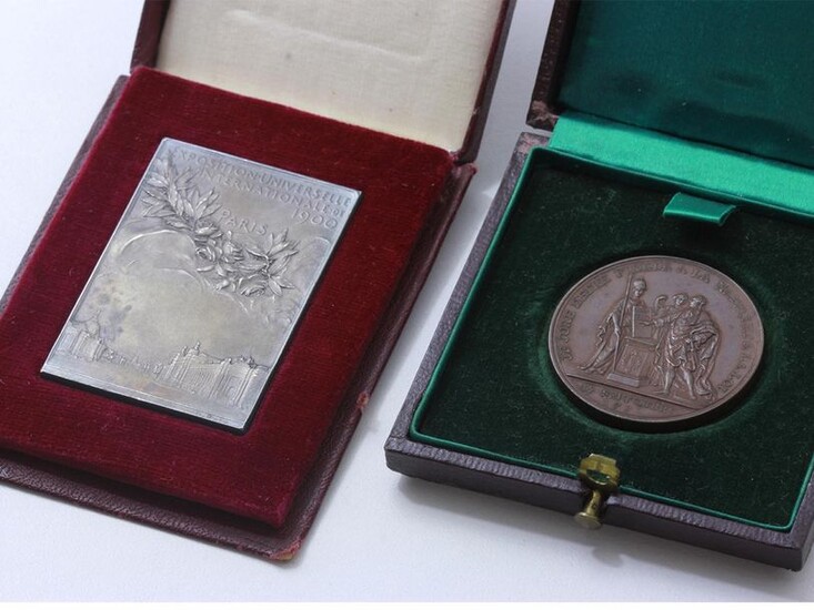 Médaille en bronze commémorant l'acceptation... - Lot 310 - Paris Enchères - Collin du Bocage