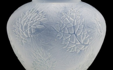 Rene Lalique ''Esterel'' Opalescent Glass Vase