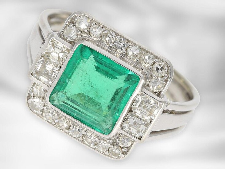 Ring: high quality vintage emerald/diamond gold forged platinum ring, emerald ca. 1,8ct, diamonds ca. 0,55ct