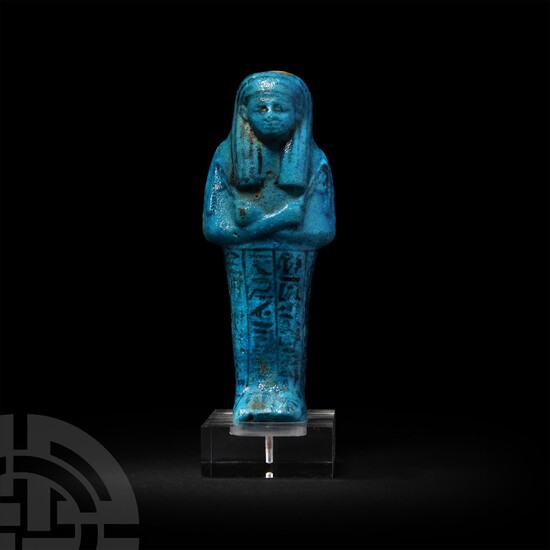 Shabti égyptien en faïence bleue de Nesitanebisheru. "Troisième période intermédiaire, 21e dynastie, vers 980-935 avant...