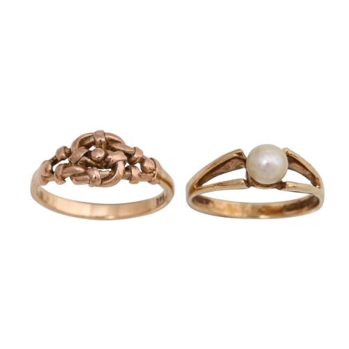 TWO 9CT GOLD DRESS RINGS, one set with a cultured pearl