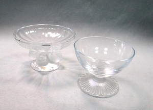 Two small modern Lalique glass bowls
