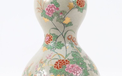 Vase en grès de forme coloquinte à décor... - Lot 110 - Vasari Auction
