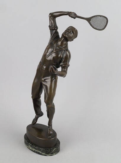 Wilhelm Bormann, Tennisspieler aus Bronze, Österreich, 1930er Jahre