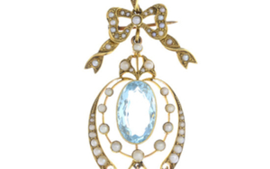 An early 20th century 15ct gold aquamarine and split pearl pendant.