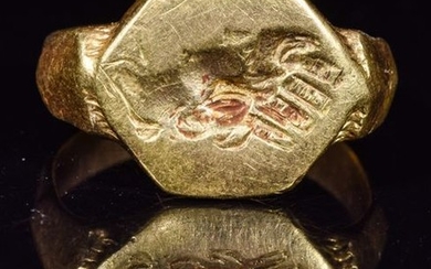 GREEK HELLENISTIC GOLD RING DEPICTING TYCHE