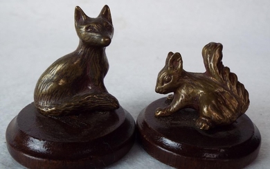 Small Bronze fox & squirrel. Both mounted on wooden plinths.