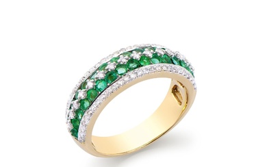 14KT Yellow Gold 1.25ctw Emerald and Diamond Diamond Ring