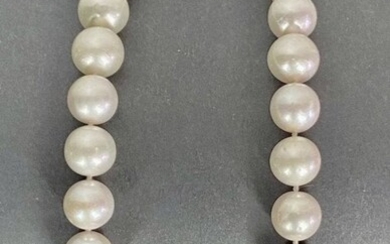 17MM PEARL NECKLACE WITH GOLD CLASP