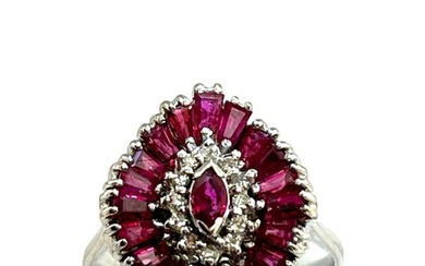 18 kt. Gold - Ring Ruby