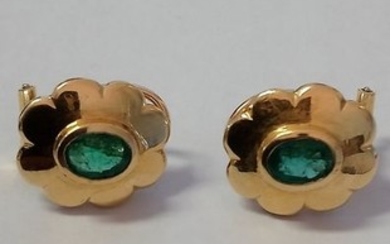 18 kt. Yellow gold - Earrings Emerald