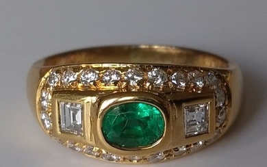 18 kt. Yellow gold - Ring - 0.50 ct Emerald - Diamonds