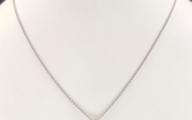 18K White Gold Necklace with Pendant