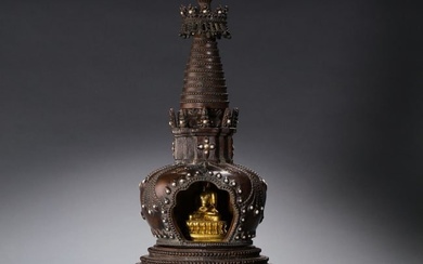 18TH CENTURY QING DYNASTY GILT BRONZE SITTING BUDDHA STATUE