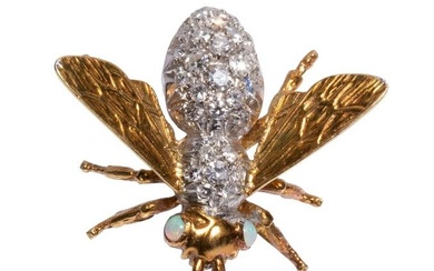 18k Gold and Diamond Bee Brooch