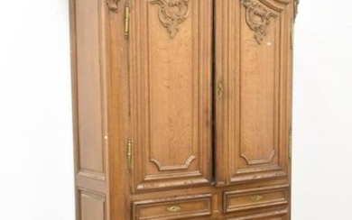 18th century carved oak furniture from Namur (4...