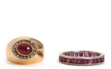 1918/1111 - Swedish ruby and diamond ring, mounted in 18k gold. And ruby ring, mounted in 14k white gold. Size 49 and 51. Total weight app. 6.5 g. (2)