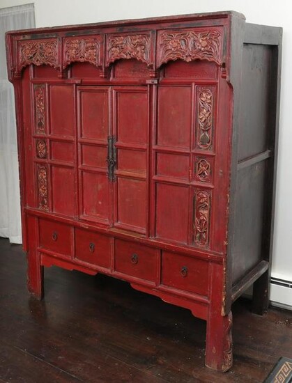 19th century Chinese cabinet