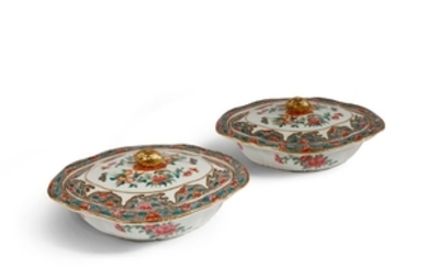 A PAIR OF CHINESE FAMILLE ROSE TUREENS AND COVERS …