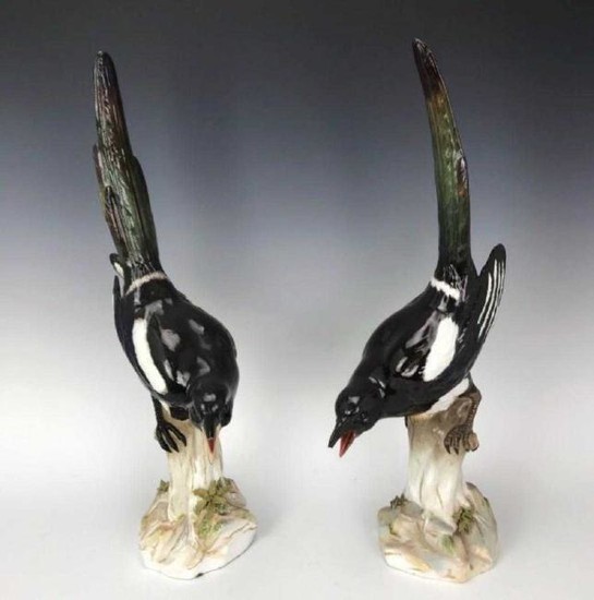 LARGE PAIR OF 19TH C. MEISSEN MAGPIES 21" H