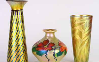 Lundberg Studios vase group