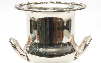 A 1950S AUSTRALIAN TWO HANDLED SILVER PLATED CHAMPAGNE BUCKET, 26.5 CM HIGH, 23 CM WIDE AT THE WIDEST POINT
