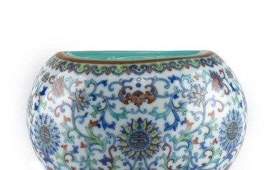 A CHINESE DOUCAI GLAZE PAPER WEIGHT