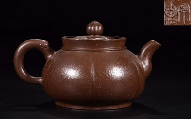 A MARKED PURPLE CLAY TEAPOT