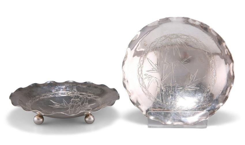 A PAIR OF CHINESE EXPORT SILVER BOWLS, by Tackhing