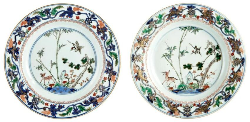 A Pair of Chinese Export Wucai Decorated Porcelain