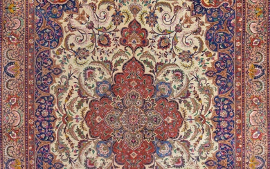 A Persian Hand Knotted Tabriz Carpet, 370 X 276