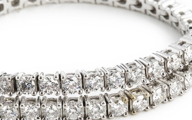 SOLD. A diamond bracelet set with numerous brilliant-cut diamonds weighing a total of app. 2.84 ct., mounted in 18k white gold. L. app. 18.5 cm. Ca. 2019. – Bruun Rasmussen Auctioneers of Fine Art