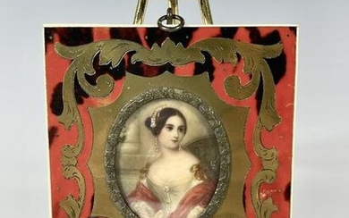 AN ANTIQUE FRENCH MINIATURE PORTRAIT PAINTING OF A