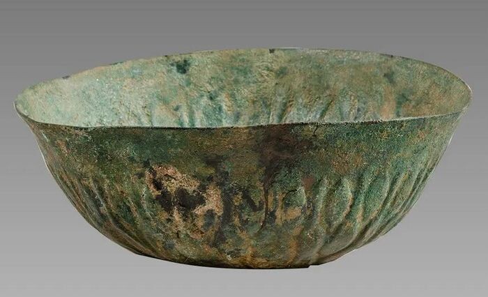 Ancient Persian, Achaemenid Bronze Decorated bowl - (1)