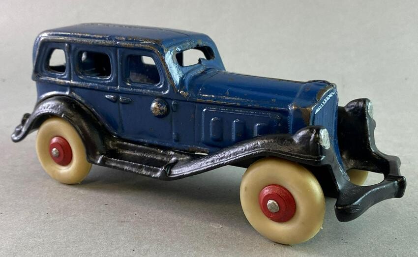 Antique Cast Iron Blue Limousine