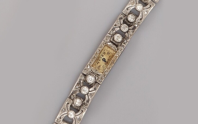 Bracelet montre en , platine 900 MM, lunette... - Lot 11 - Marie-Saint Germain