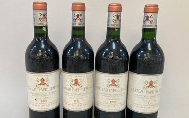 Château PAPE CLEMENT 1990 - PESSAC-LEOGNAN. 4 bouteilles. (Une base goulot).
