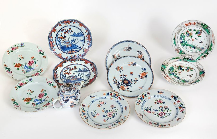 Chine, XVIIIe siècle Cinq paires d'assiettes...