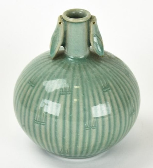 Chinese Celadon Porcelain Beetle Vase