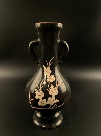 Chinese Jizhou Yao Flower Vase