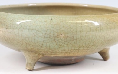 Chinese Ming Celadon Pottery Bowl