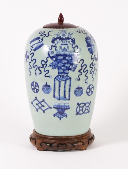 Chinese Underglaze Blue Decorated Celadon Ground Jar and Wood Cover, 19th Century FR3SHLM
