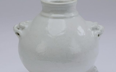 Chinese archaistic style white glaze jar