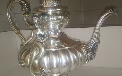 Coffee pot (1) - .800 silver - Italy - Late 20th century
